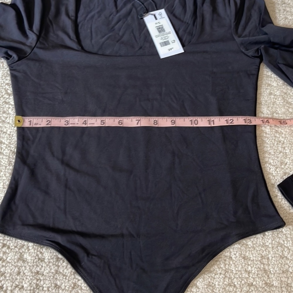 Dynamite NWT Maren Sculpt Long Sleeve Square Neck Bodysuit Size SMALL NEW - Picture 13 of 15